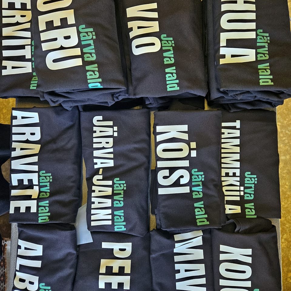 T-shirts with village names for the municipality
