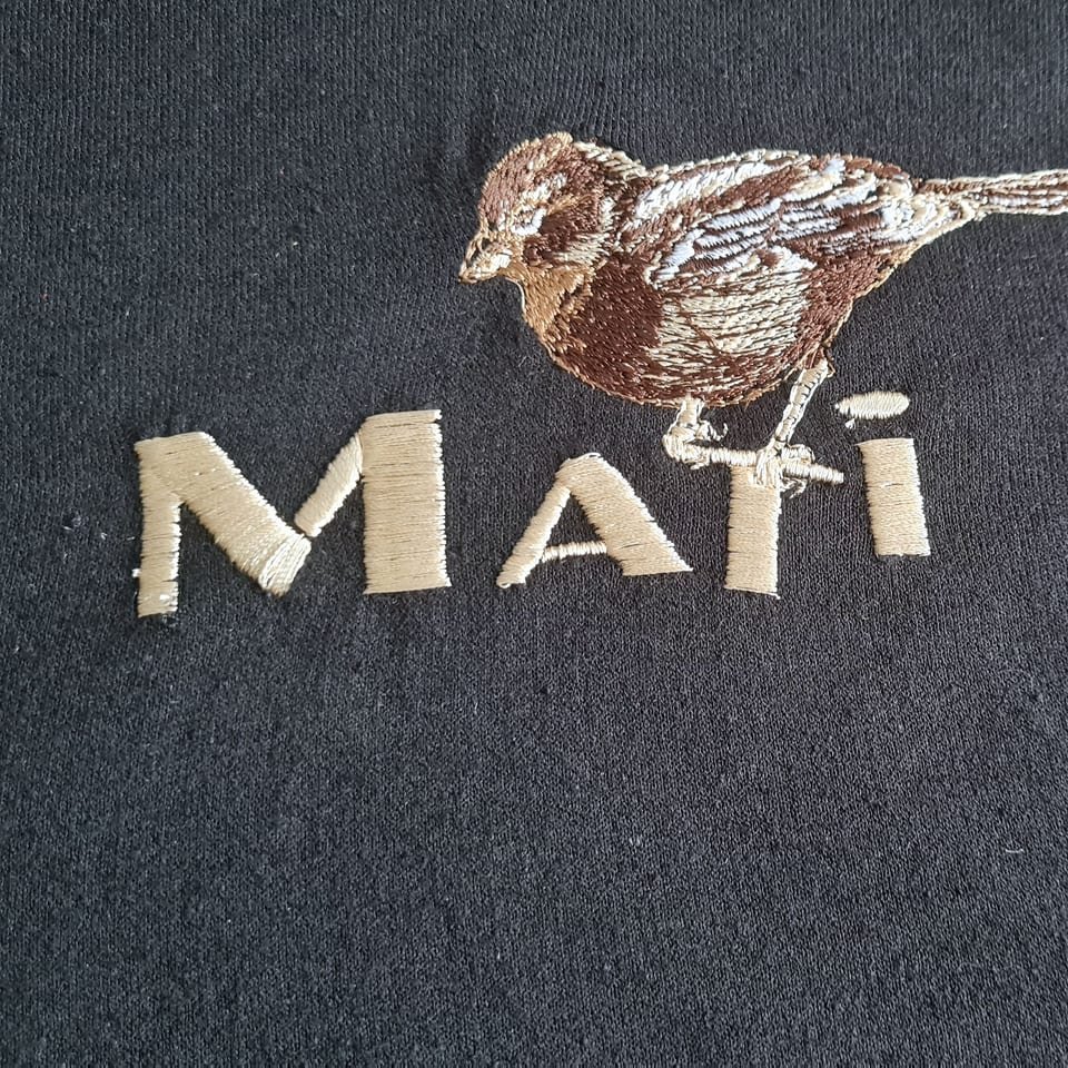 Embroidered sparrow with a name
